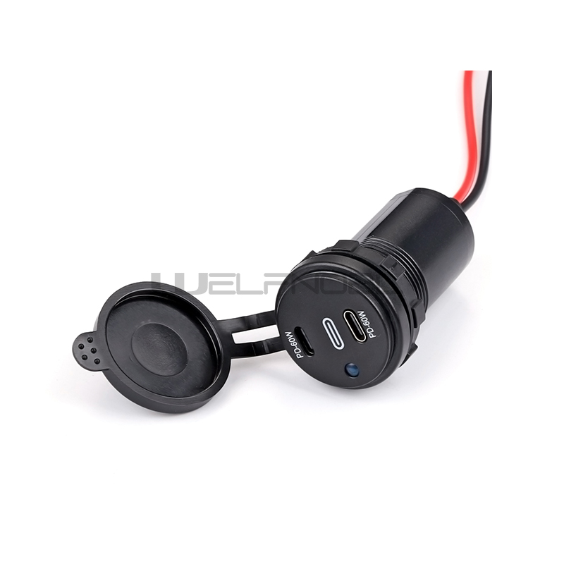 double PD 60W socket with dot and line for bus