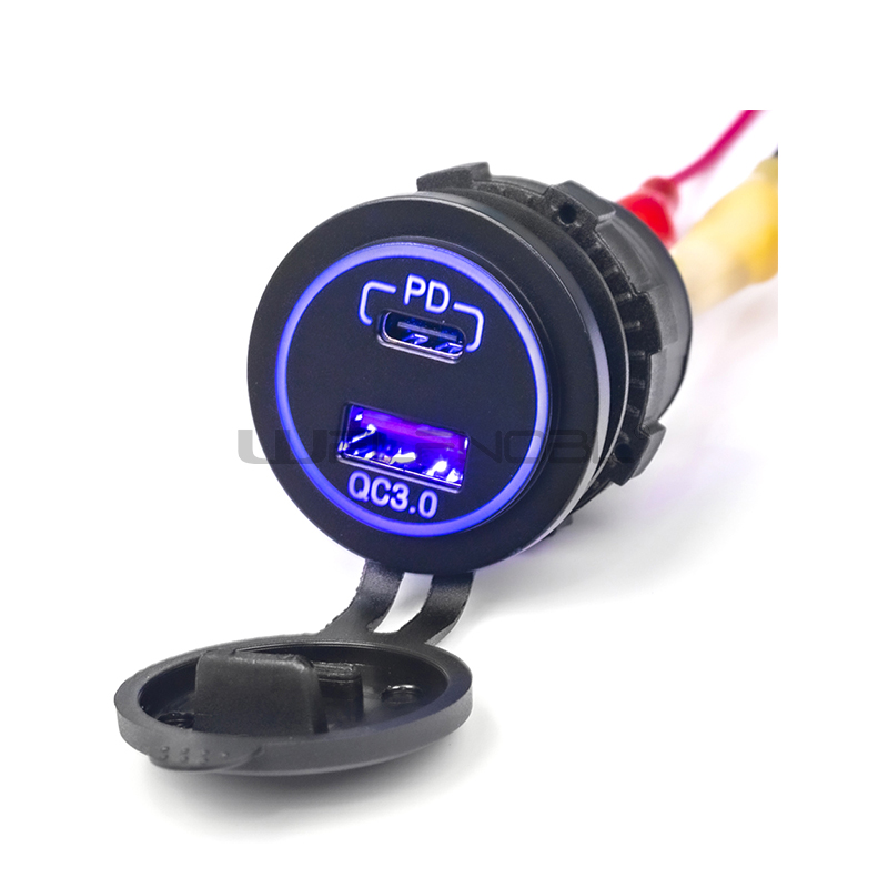 QC3.0 USB socket and  PD socket with blue light for marine