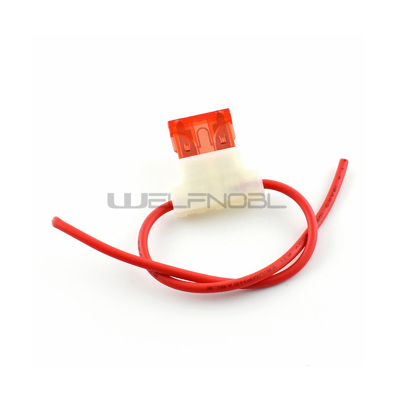 Blade fuse holder