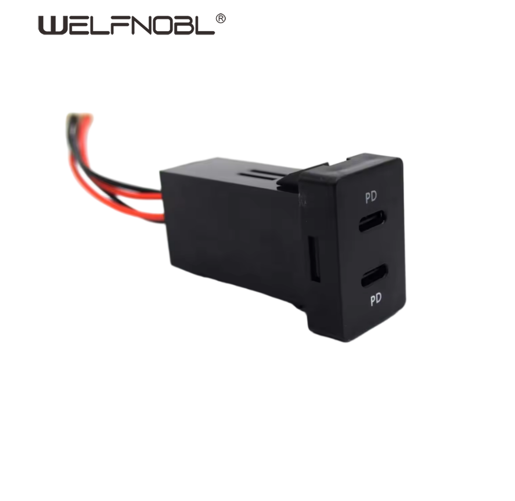 32 * 20 mm Type C PD 12V / 24V car charger