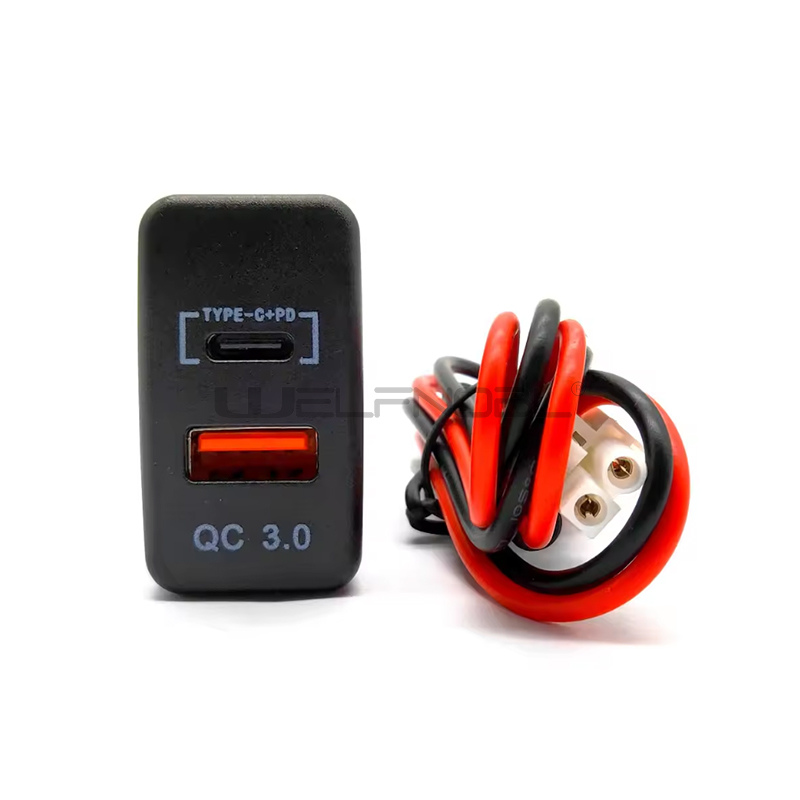 32 * 20 mm Type C PD 12V / 24V car charger