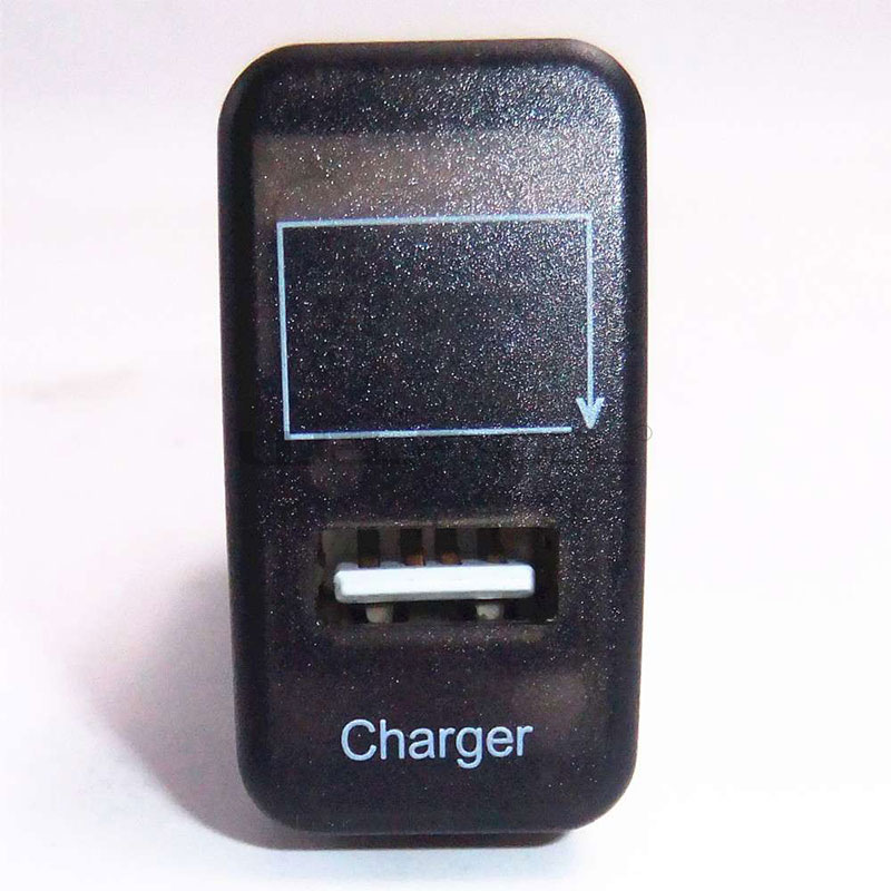 Toyota with voltmeter