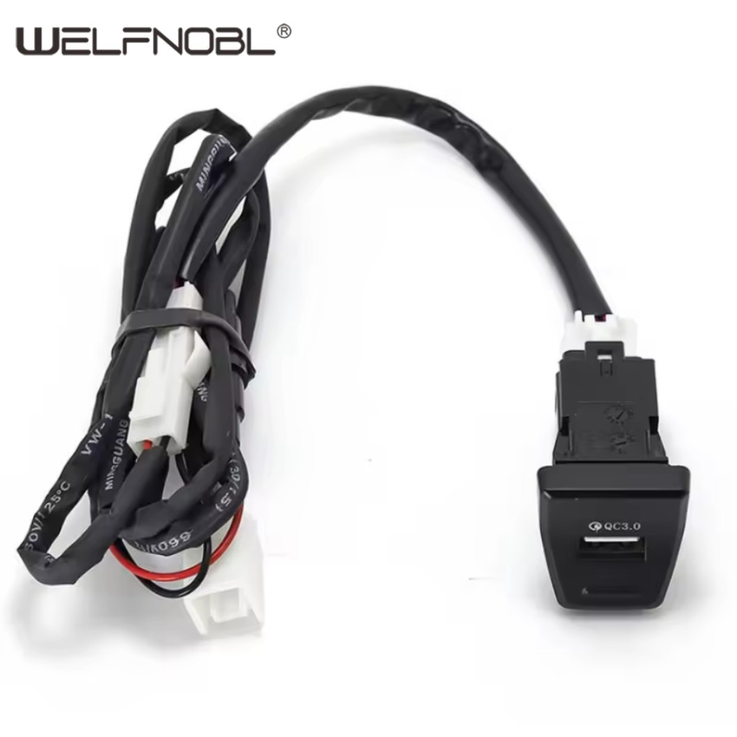 QC3.0 Interface Socket Fast Car Charger