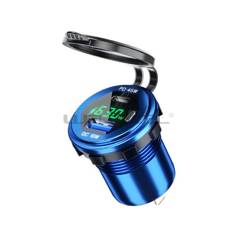 QC3.0 USB and PD 45W car charger